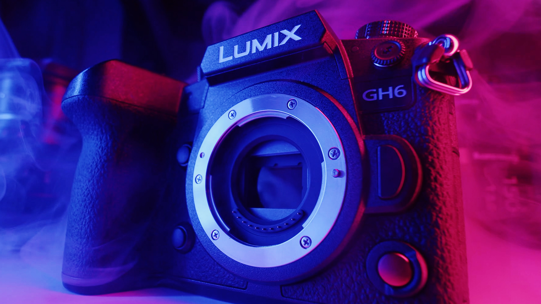 Lumix GH6 – aparat stworzony do filmowania
