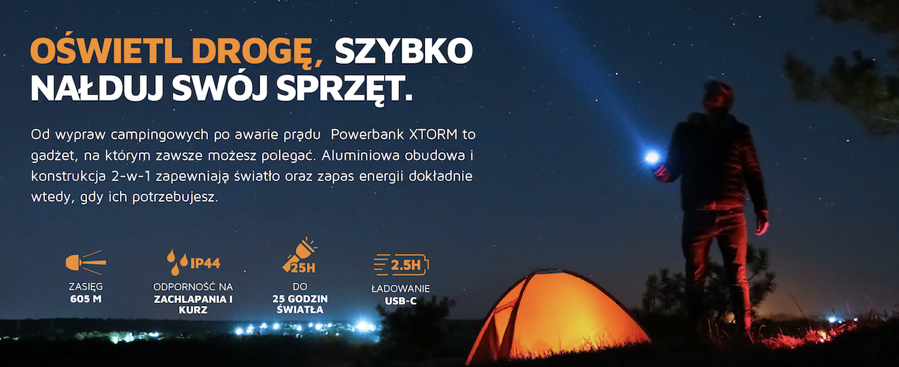 Powerbank XTORM Flashlight 10.500 mAh 20W czarny/XRF101