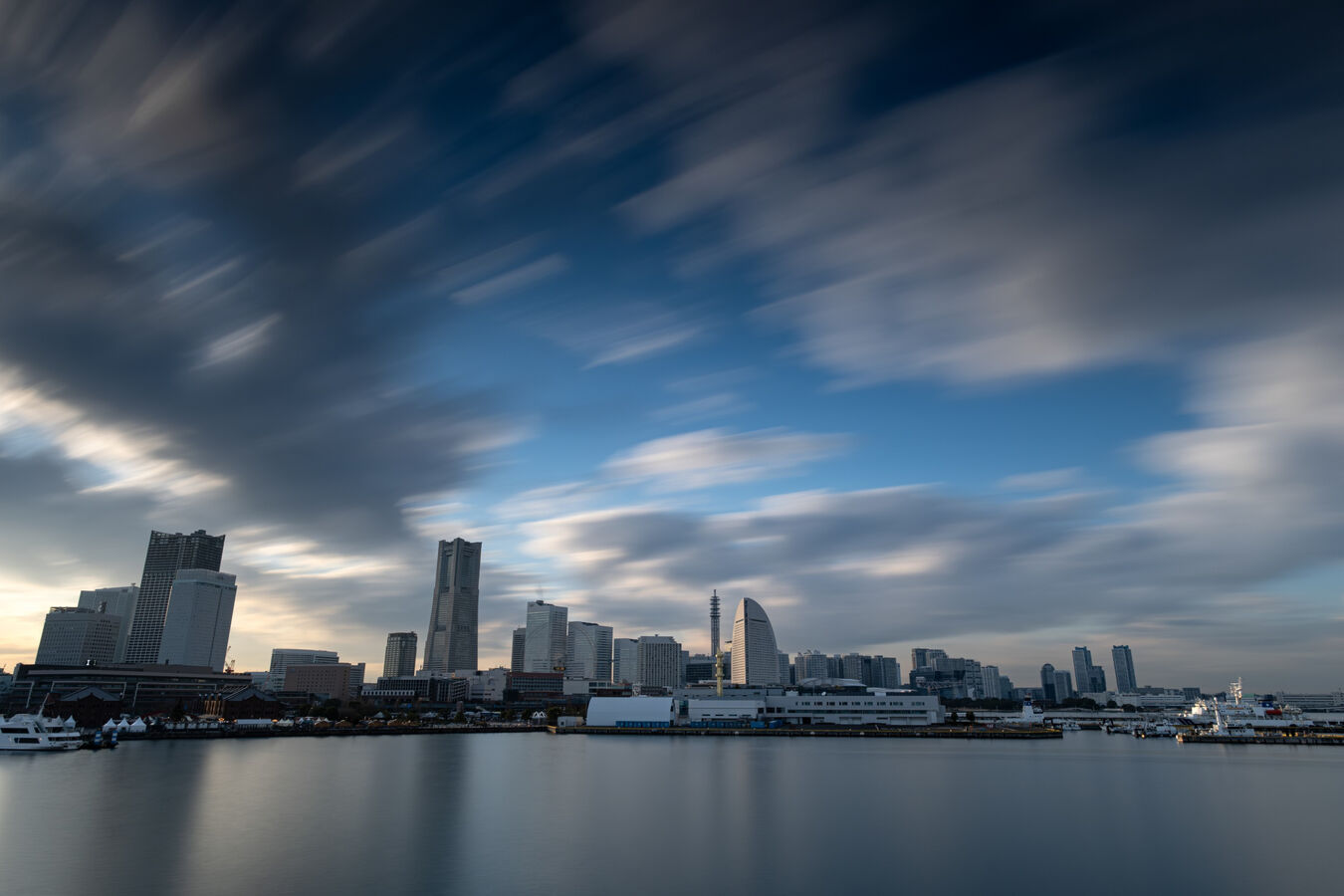 Obiektyw Sigma 15mm f/1,4 DC Contemporary (Canon RF-s) + 5 lat gwarancji - PRZEDSPRZEDAŻ