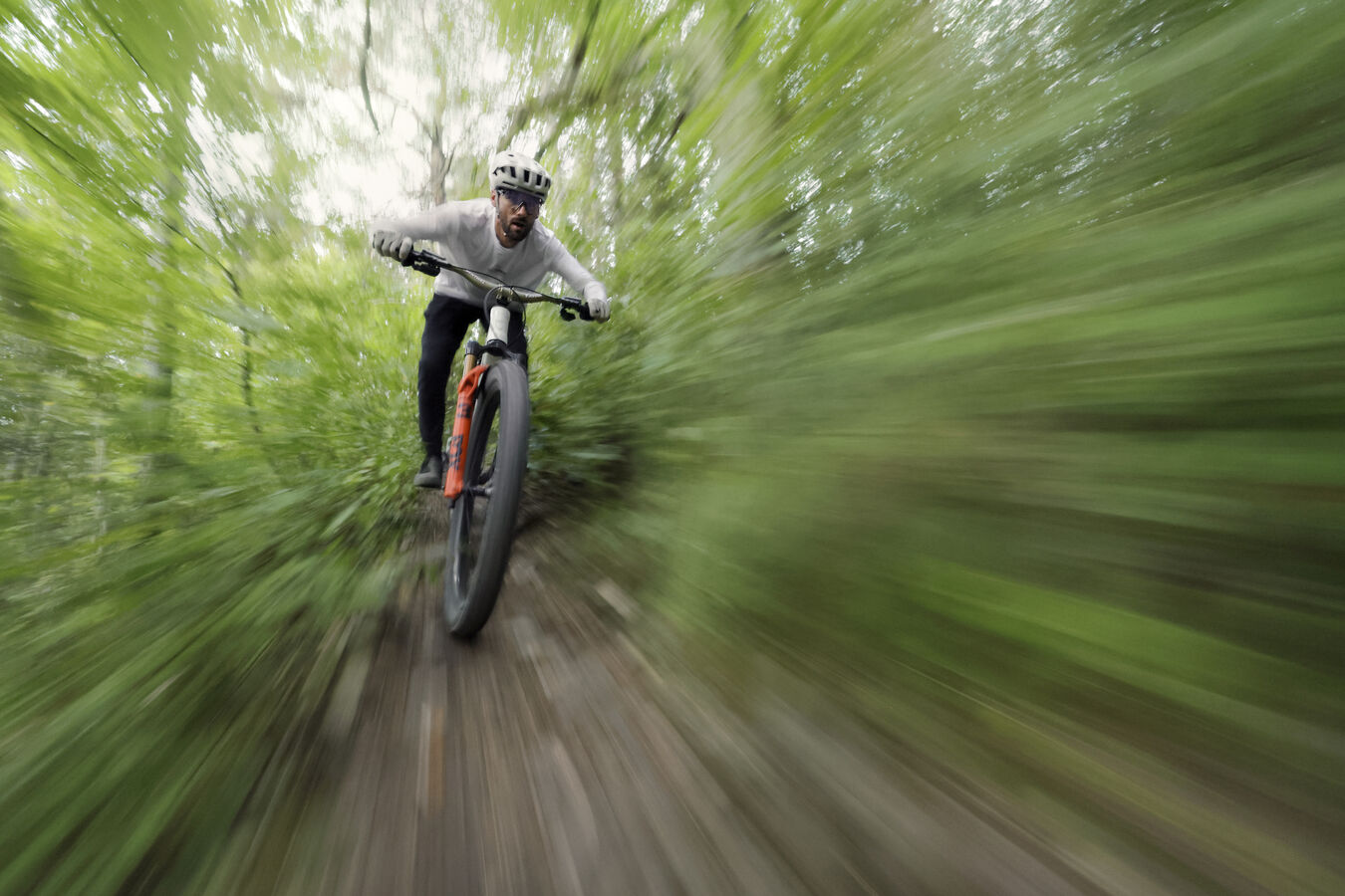 Aparat Canon EOS R6 mark II