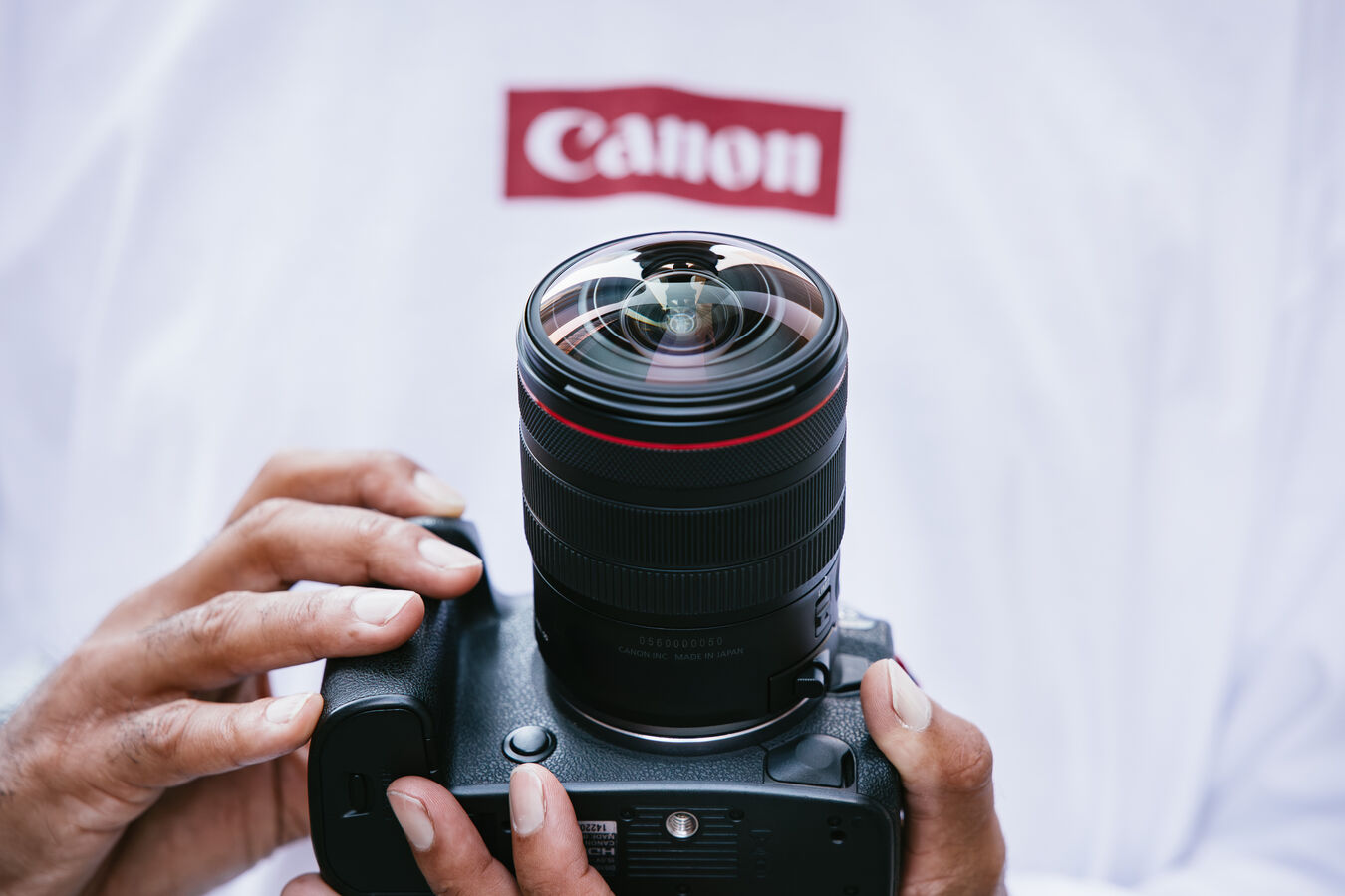 Obiektyw Canon RF 7-14mm f/2.8-3.5L FISHEYE STM - Przedsprzedaż