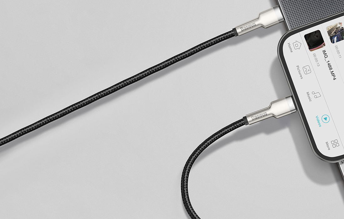 Kabel Baseus z serii Cafule to błyskawiczna transmisja danych