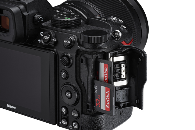 Bezlusterkowiec Nikon Z5 + 24-50mm f/4-6.3