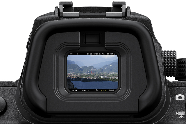 Bezlusterkowiec Nikon Z5 + 24-200mm f/4-6.3 | Cena zawiera rabat 2250 zł
