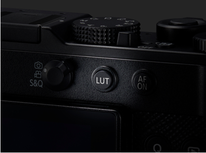 Aparat Panasonic Lumix DC-L10 (srebrny) + Rozszerz gwarancję do 5 lat! - NOWOŚĆ PRZEDSPRZEDAŻ |Promocja Dni Otwarte
