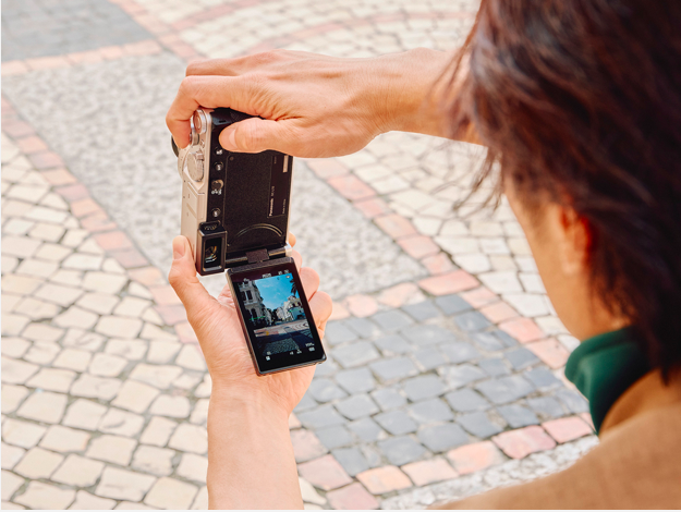 Aparat Panasonic Lumix DC-L10 (srebrny) + Rozszerz gwarancję do 5 lat! - NOWOŚĆ PRZEDSPRZEDAŻ |Promocja Dni Otwarte