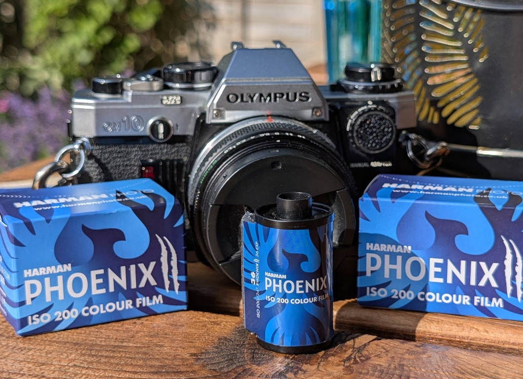 Film kolorowy HARMAN PHOENIX II 200/135/36