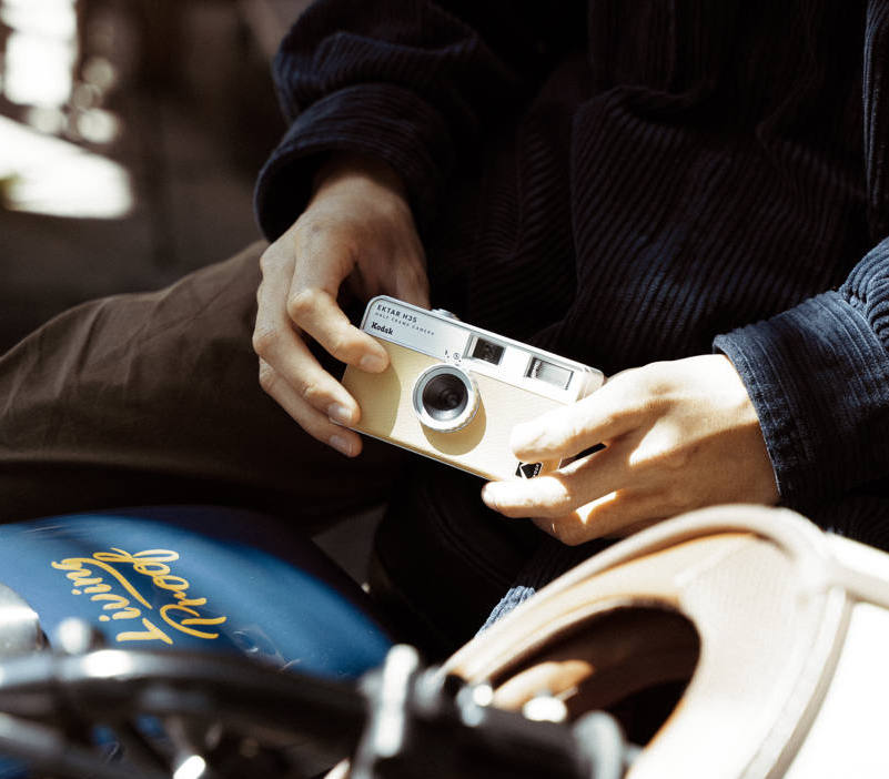 Półklatkowy aparat analogowy Kodak EKTAR H35 Sand