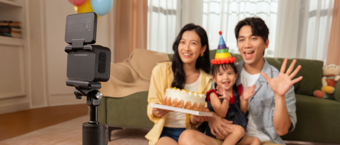 Kamera Insta360 GO Ultra Standard Bundle (Midnight Black) - kamera sportowa 53g