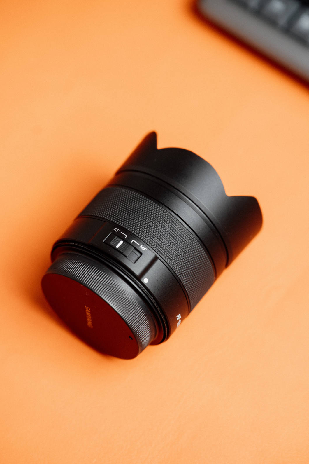 Obiektyw Samyang AF 12mm F/2.0 RF-S