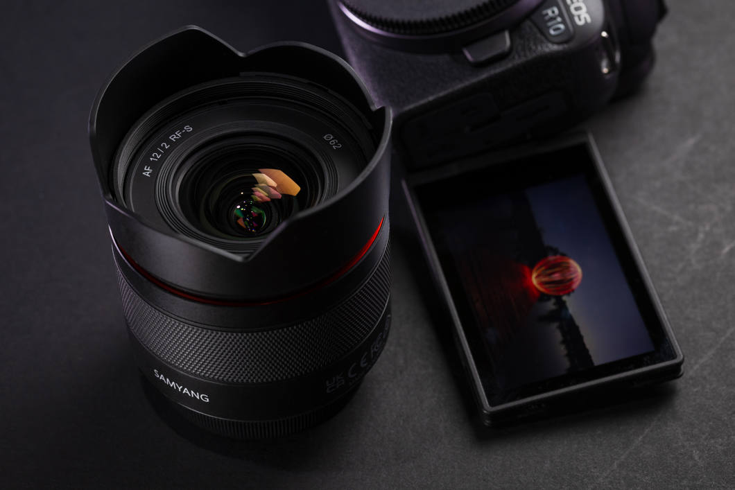 Obiektyw Samyang AF 12mm F/2.0 RF-S