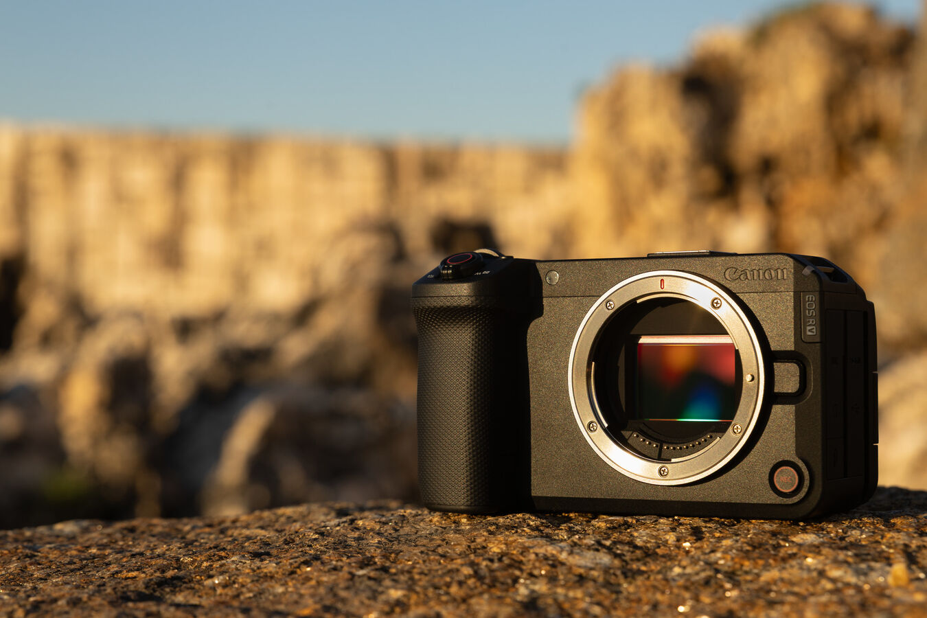 Bezlusterkowiec Canon EOS R6 V + RF 20-50/4 L IS USM PZ - nowość PRZEDSPRZEDAŻ