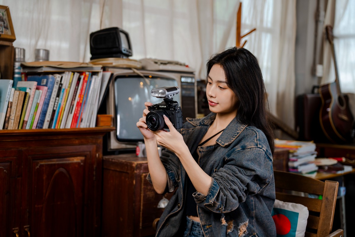 Lampa błyskowa Viltrox VINTAGE Z1