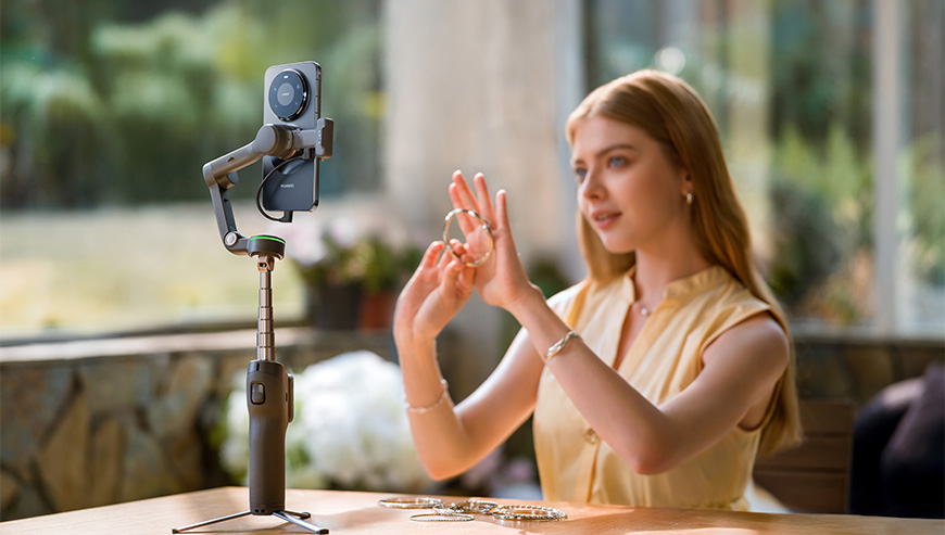 Stabilizator DJI Osmo Mobile 8P Advanced Tracking Combo