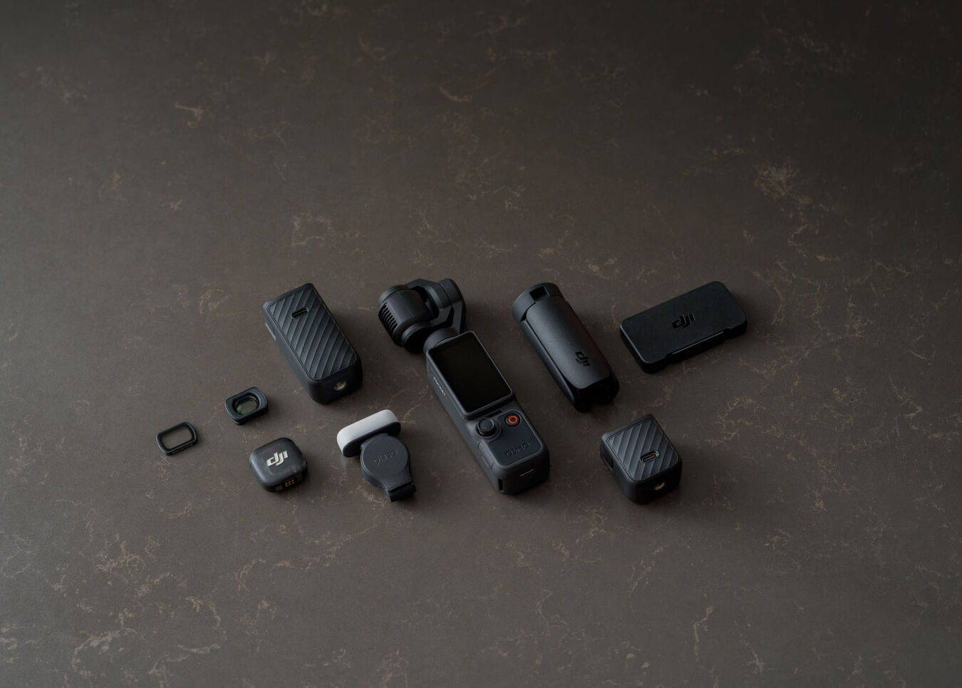 DJI Osmo Pocket 4 Standard Combo