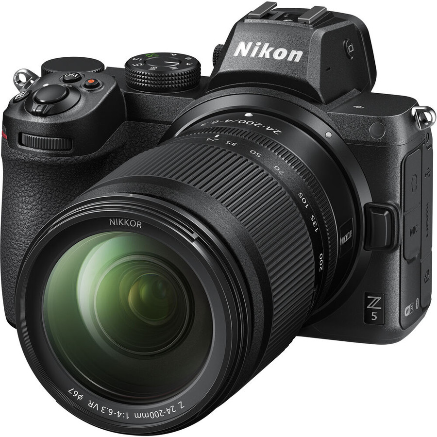 Bezlusterkowiec Nikon Z5 + 24-200mm f/4-6.3