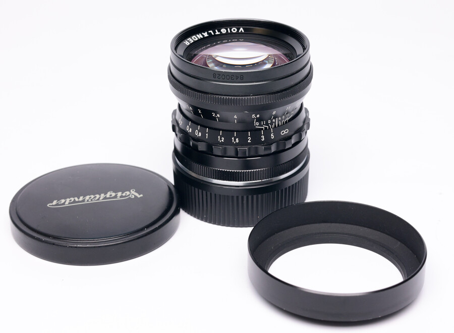 Obiektyw Voigtlander 50mm f/1,5 VM Nokton (Leica M)- sn:8430028 - Komis