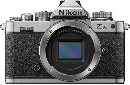 Bezlusterkowiec Nikon Z fc - cena zawiera 470 zł rabatu + zestawie taniej! Kup Capture ONE 23 PRO za 399 zł!
