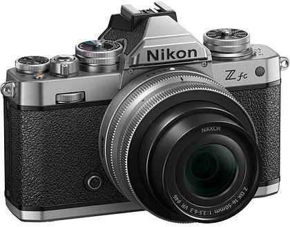 Bezlusterkowiec Nikon Z fc + Nikkor Z DX 16-50mm f/3.5-5.6 - cena zawiera 470 zł rabatu + zestawie taniej! Kup Capture ONE 23 PRO za 399 zł!