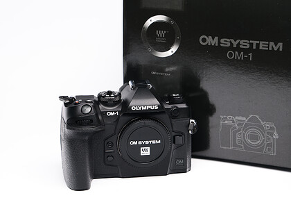 Bezlusterkowiec OM SYSTEM OM-1 - sn:BJMA19044 - Używany
