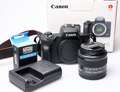 Bezlusterkowiec Canon EOS M50 + Canon EF-M 15-45mm f/3.5-6.3 IS STM (czarny) - Komis