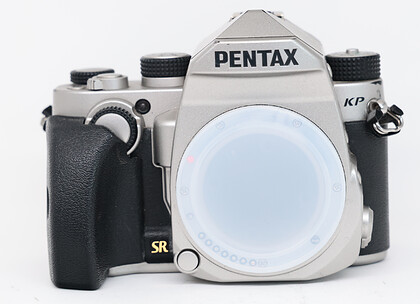 Lustrzanka Pentax KP body (srebrny) - sn:7300859 - Używany
