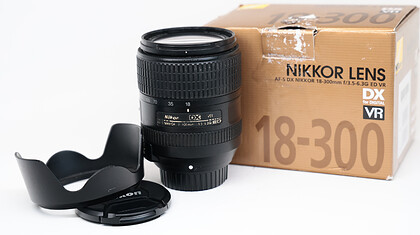 Obiektyw Nikkor AF-S DX 18-300mm f/3,5-6,3G ED VR - sn:2098779 - Używany