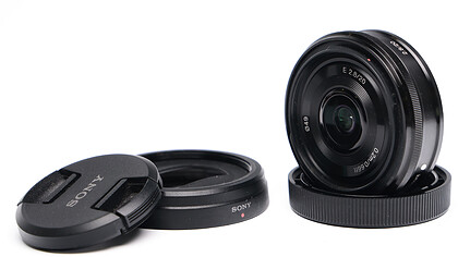 Obiektyw Sony E 20mm f/2,8 - sn:0199304 - Używany