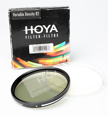Filtr szary Hoya o zmiennej przepuszczalności Variable Density 3-400 82mm - Używany