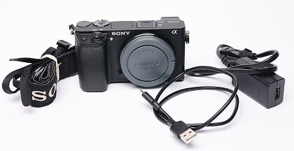 Bezlusterkowiec Sony A6300 sn:3858250 - Używany