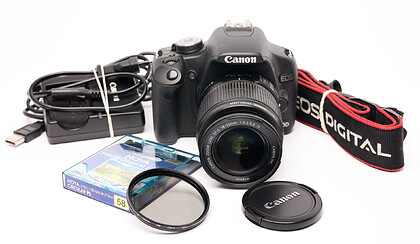 Canon 500D + Canon EF-S 18-55 IS + Filtr polcir sn:0180105552
