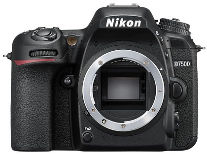 Lustrzanka Nikon D7500 + rabat 5-10-15% na wybrany obiektyw Nikkor F