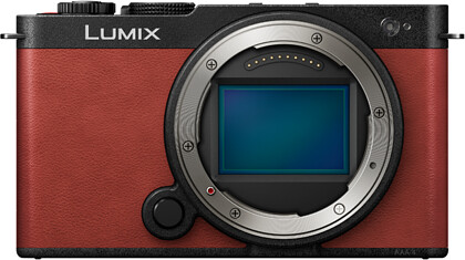 Bezlusterkowiec Panasonic Lumix S9 (body) (Crimson Red) + dobierz obiektyw 26mm f/8 za 1zł lub 35 f/1.8 za 50% ceny + Gratis wygodny pasek