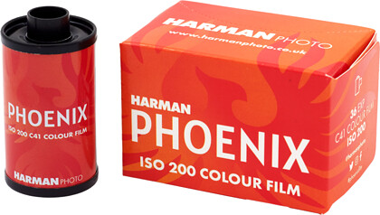 Film kolorowy HARMAN PHOENIX 200/135/36