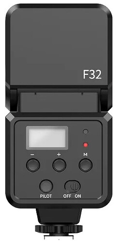 Lampa błyskowa Ulanzi F32