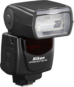 Nikon lampa SB-700 - tymczasowo wycofane z oferty